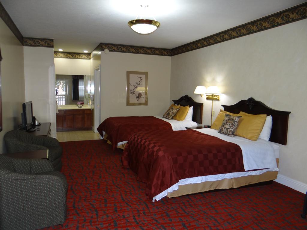 Edelweiss Ski Lodge Ellicottville Bilik gambar