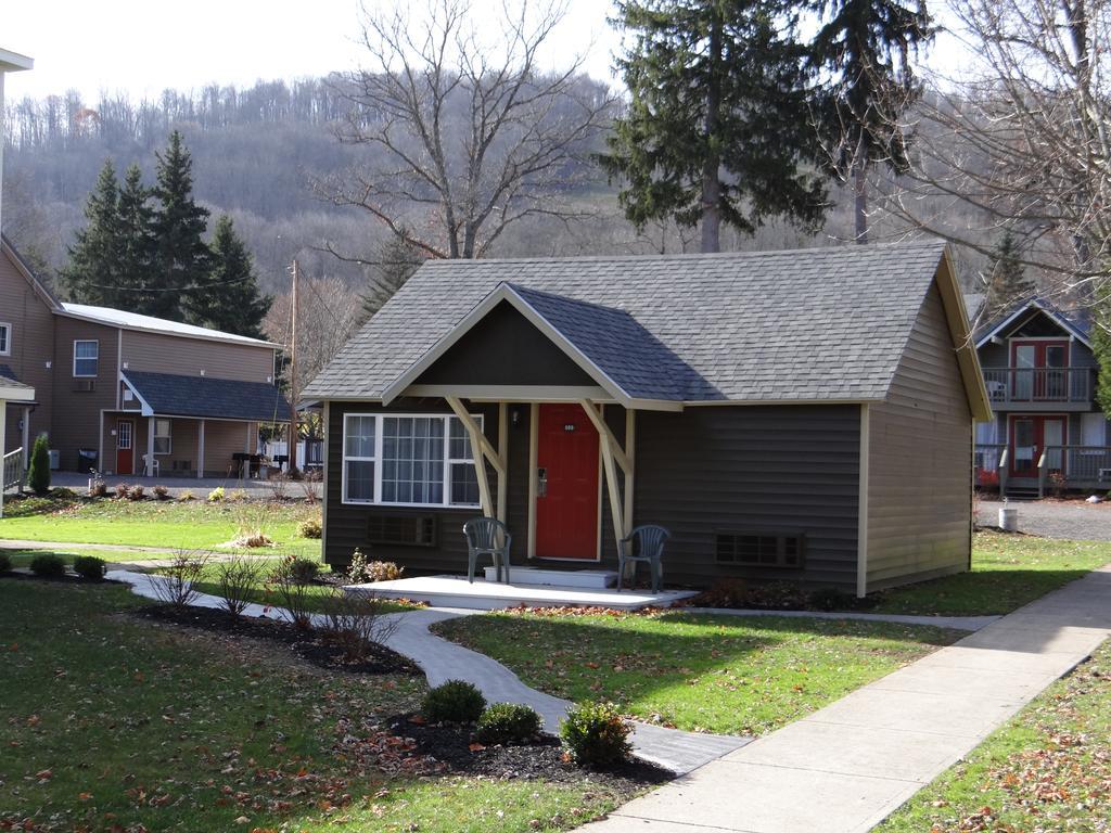 Edelweiss Ski Lodge Ellicottville Bilik gambar